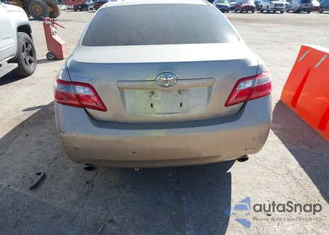 2009 Toyota Camry Le V6 from USA, damaged, VIN 4T1BK46KX9U088057